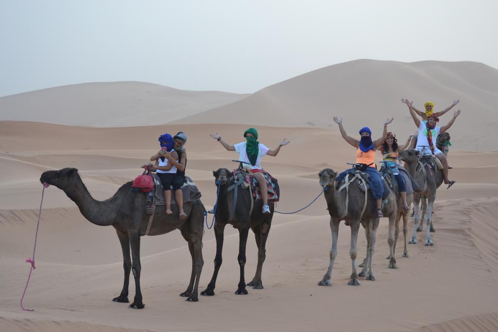 Camel Trek Bivouac Hotell Merzouga Rum bild